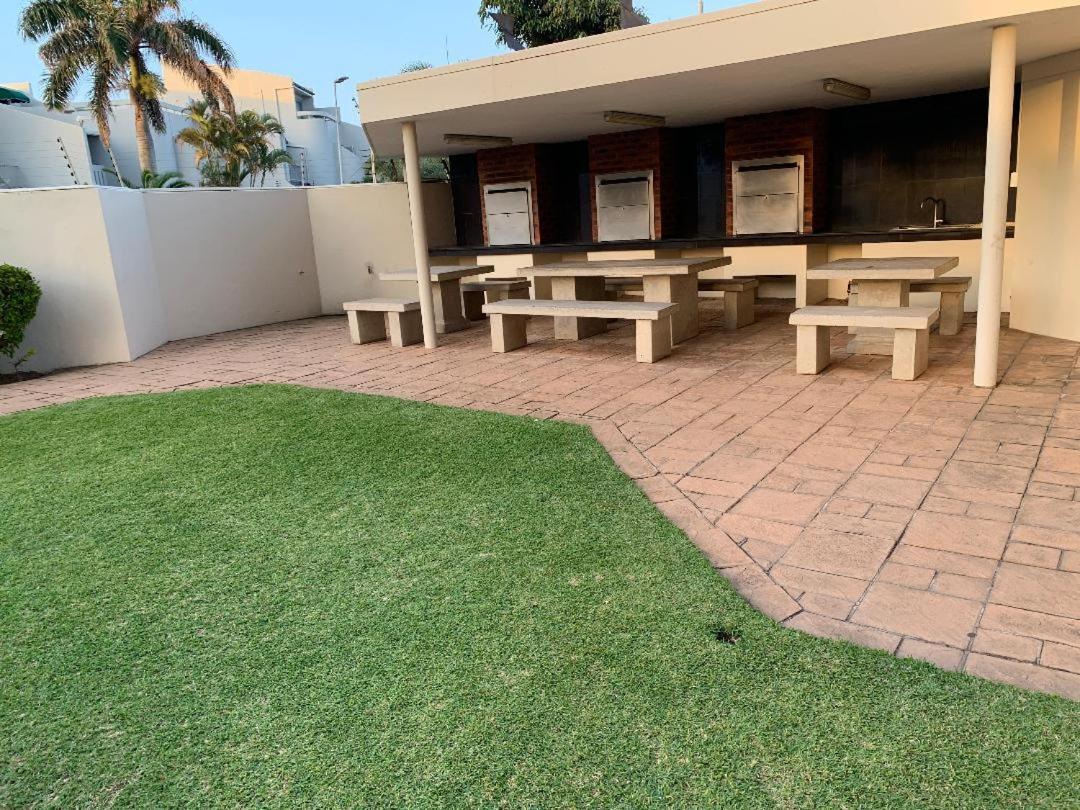 Unit 62 Sealodge Umhlanga Beach Durban Kültér fotó